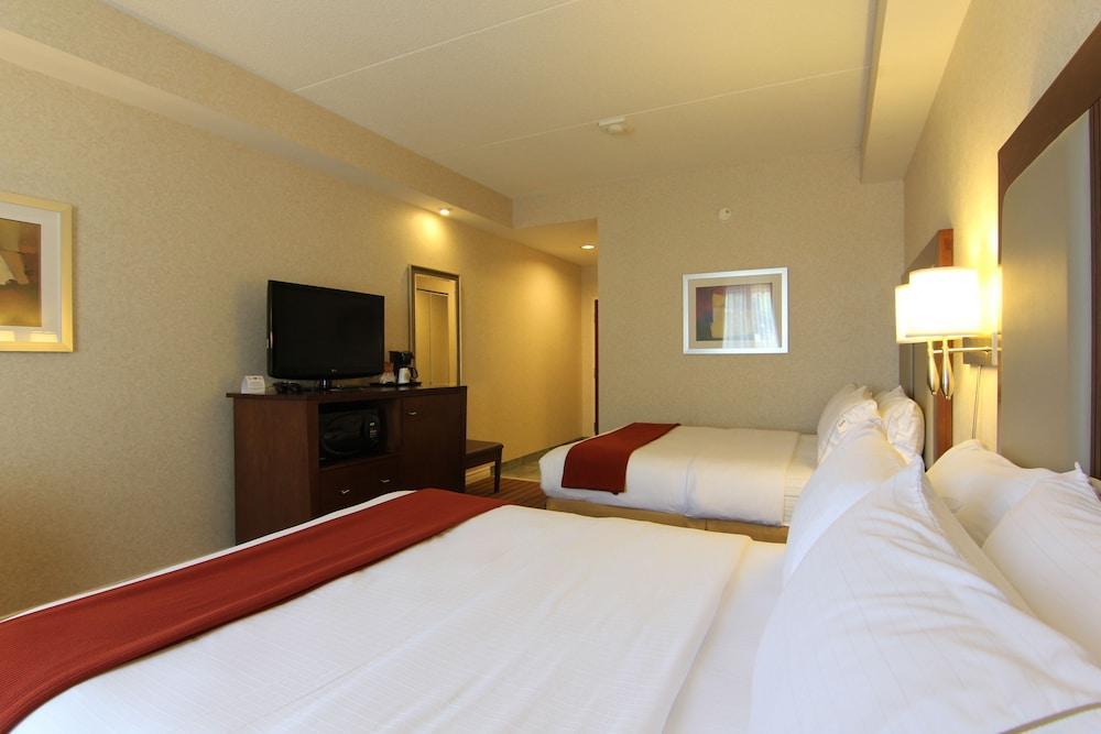 Holiday Inn Express Whitby Oshawa By Ihg מראה חיצוני תמונה