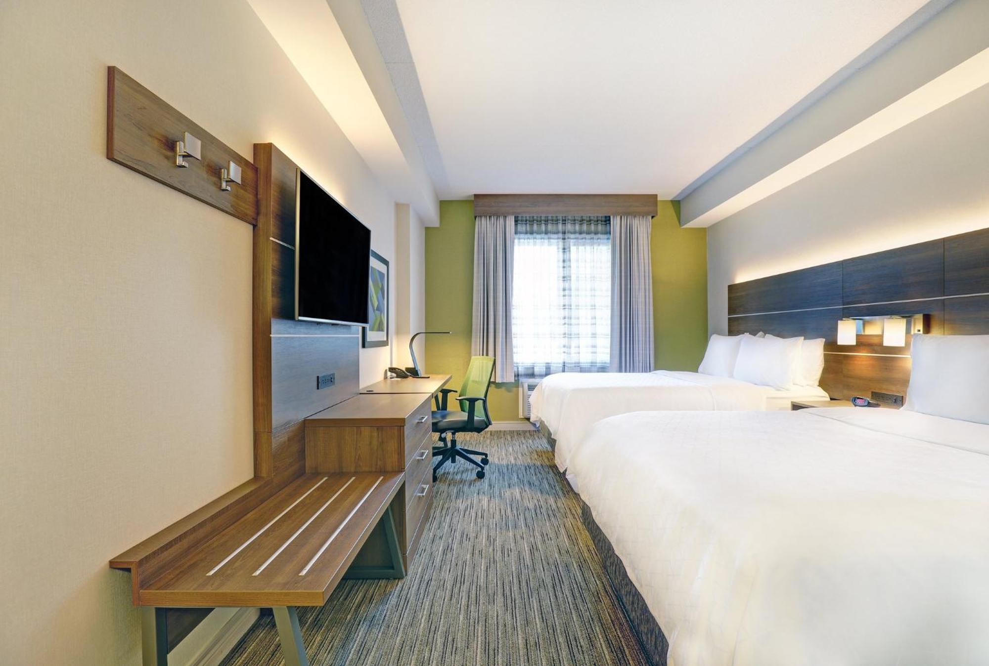 Holiday Inn Express Whitby Oshawa By Ihg מראה חיצוני תמונה